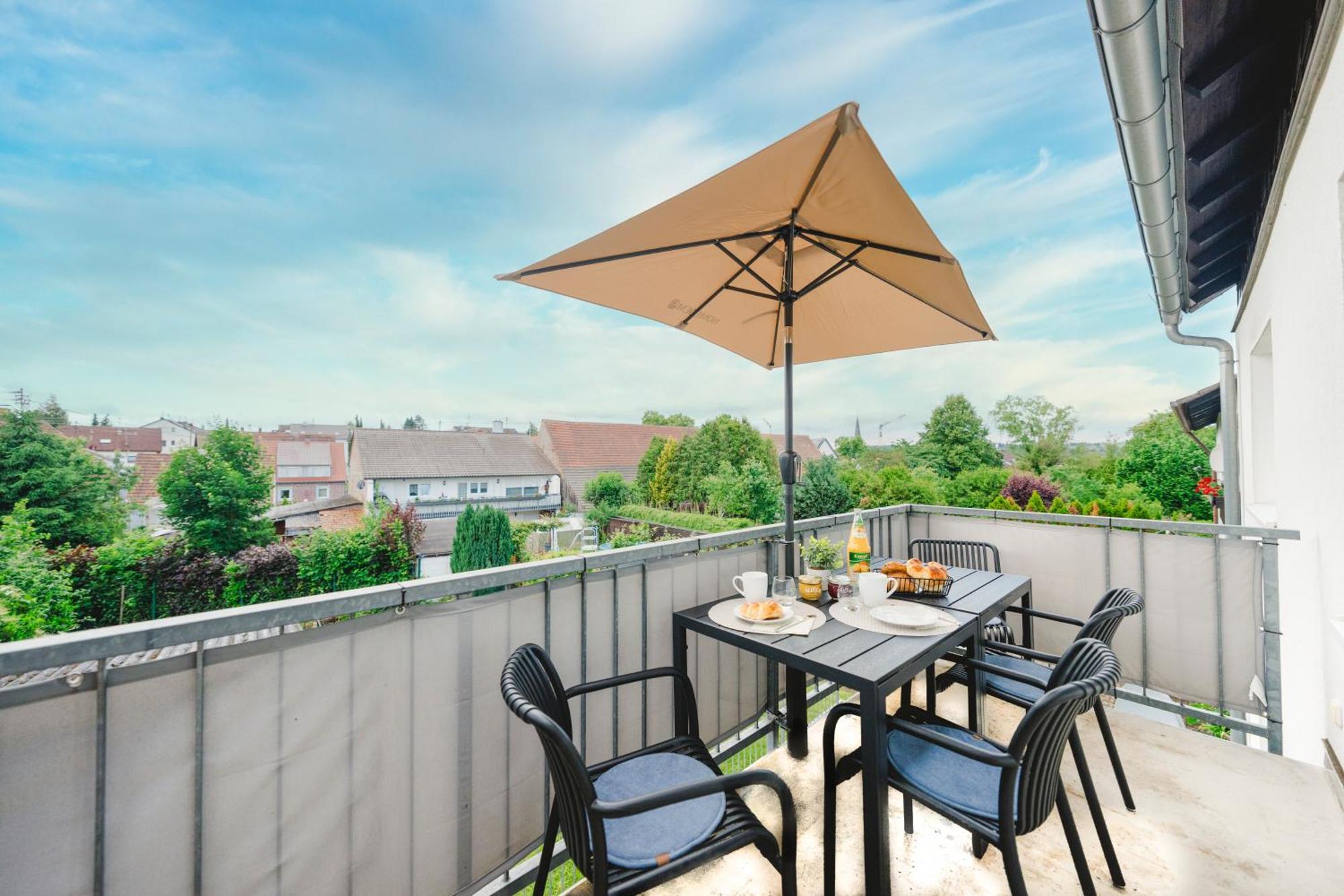 Stadtrand Oase Karlsruhe Mit Balkon Exteriér fotografie